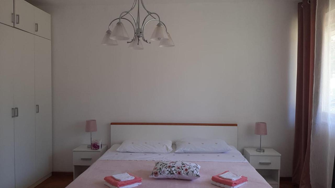 Apartman Iris Split Apartment Bagian luar foto